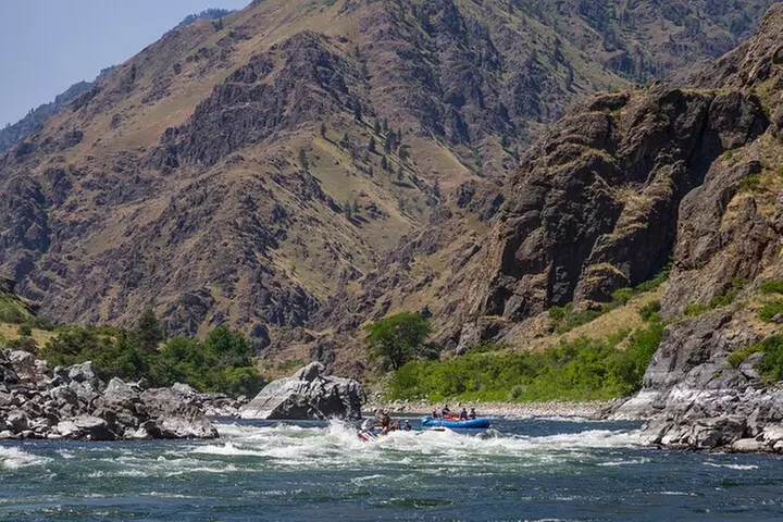 5 Days Guided River Rafting Excursion through Hells Canyon