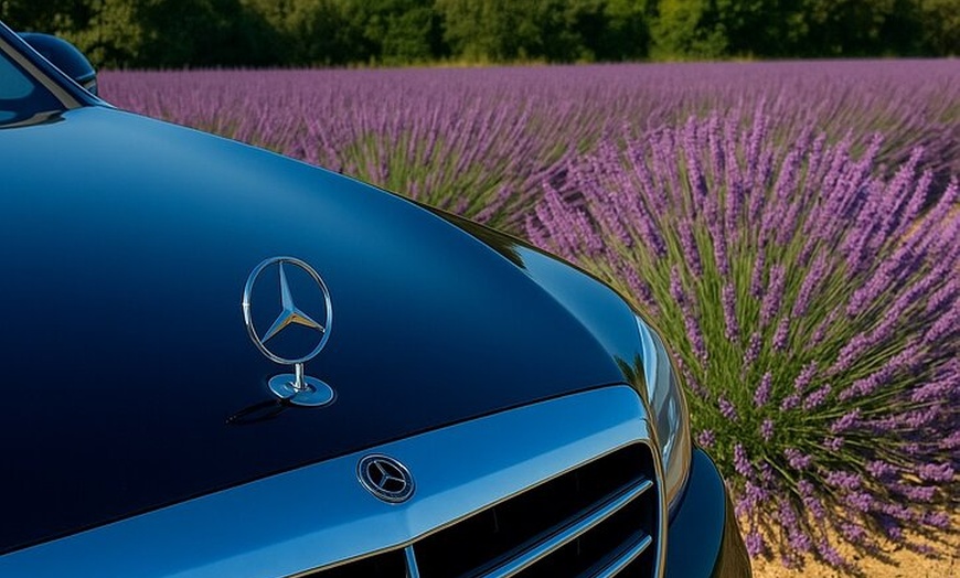 Image 2: Visite privée chauffée des villages de Provence et du Luberon
