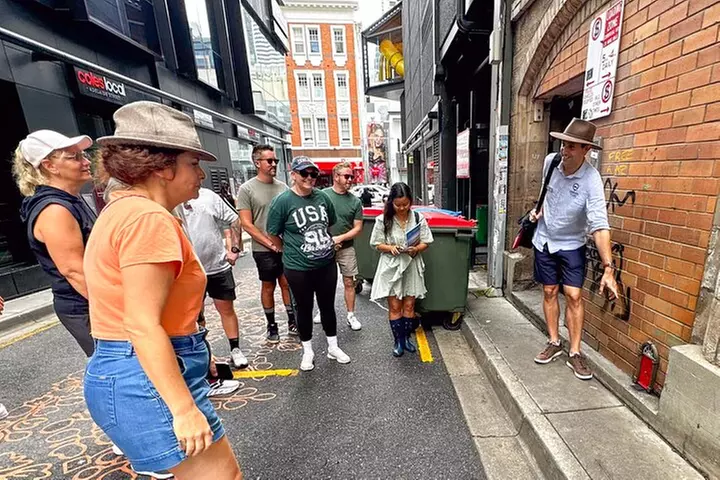 Brisbane Walking Tour: small group, local guide and hidden gems