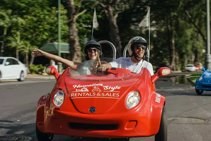 Hawaiian Style Scoot Coupe Rental for the Day - Primary Image