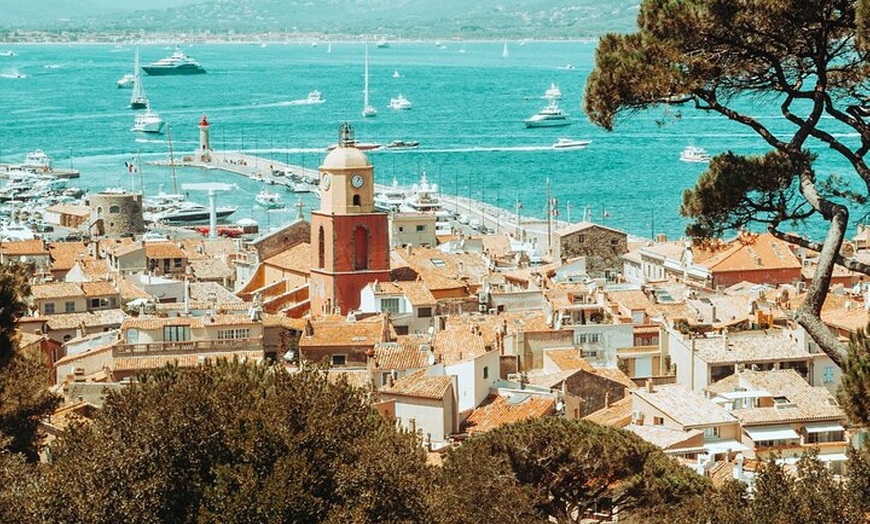 Image 2: Tour gourmand guidé du marché de Saint-Tropez