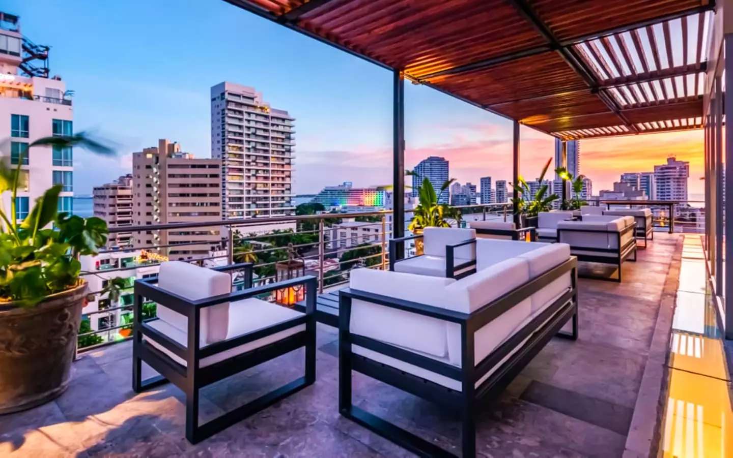 ✈ COLOMBIA | Cartagena - Oz Luxury hotel 4*, 5 nights - City break