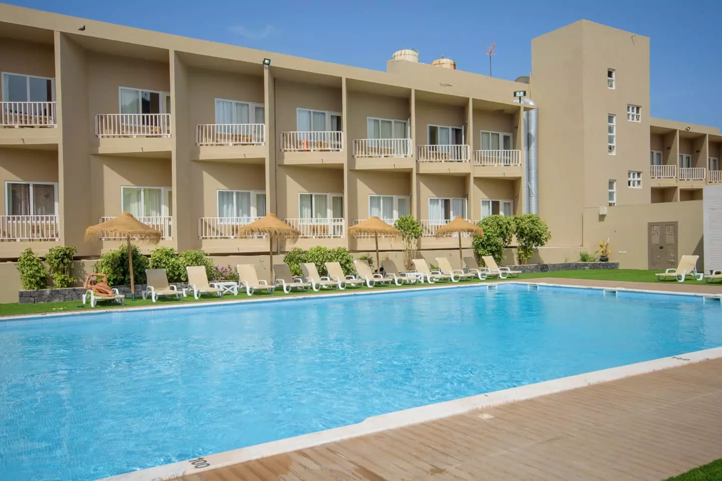 ✈ ILE DE SAO VICENTE | Mindelo - Oasis Porto Grande 4*, 5 nuit - Piscines - Primary Image