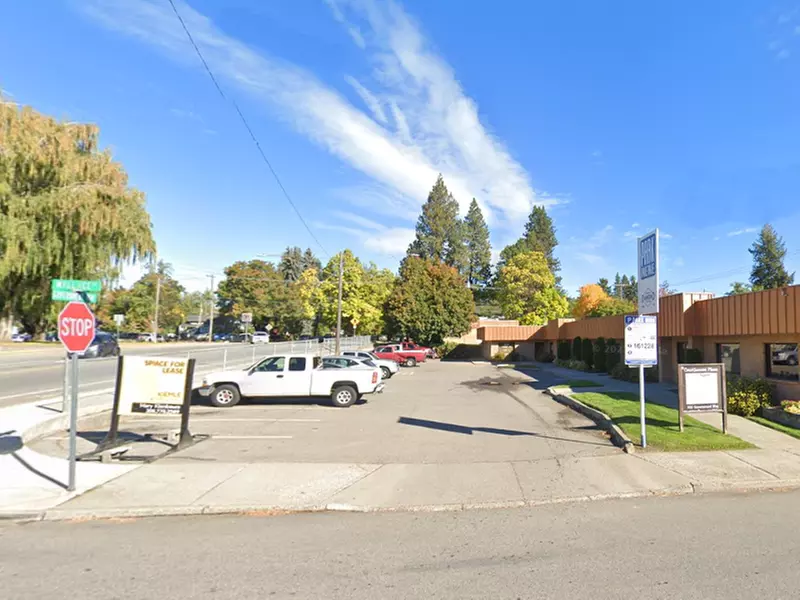 Parking at [IC16] 500 N. Government Way Lot