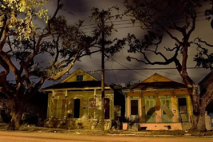 New Orleans Haunted Ghost Tour: Explore The Paranormal
