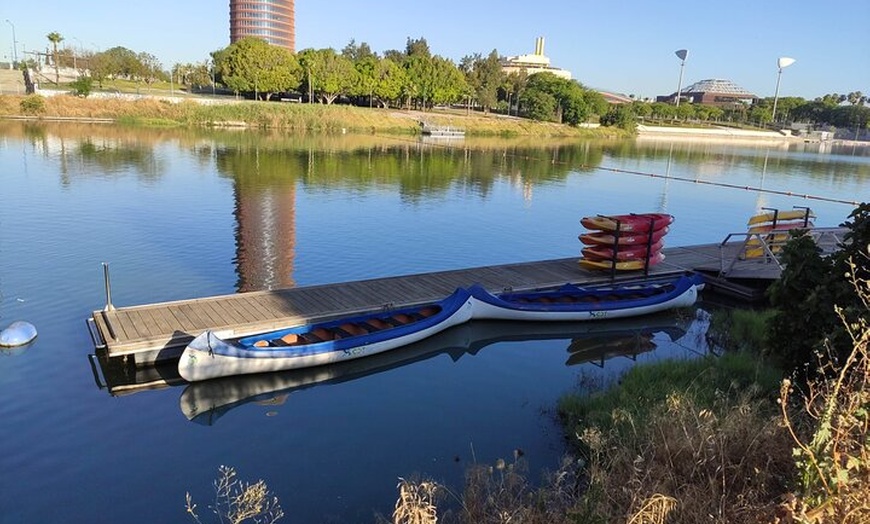 Image 6: Paddle Surf en Sevilla en el Río Guadalquivir