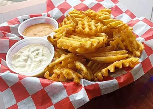 5% Cash Back at Mad Mike's Cheesesteaks & Salads