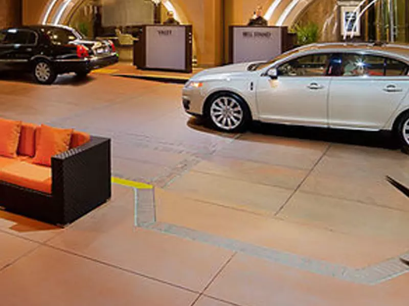 Parking at JW Marriott Hotel Union Square - Valet Kiosk