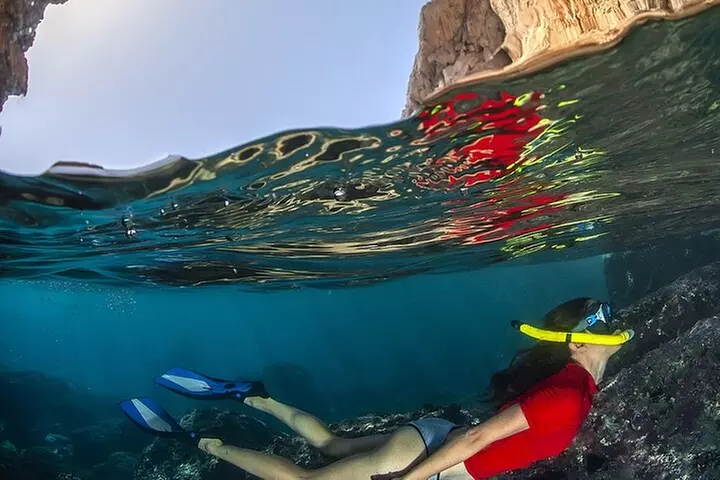 Kona Snorkel Tour: Captain Cook Reef Snorkel, Dolphin & Sea Caves