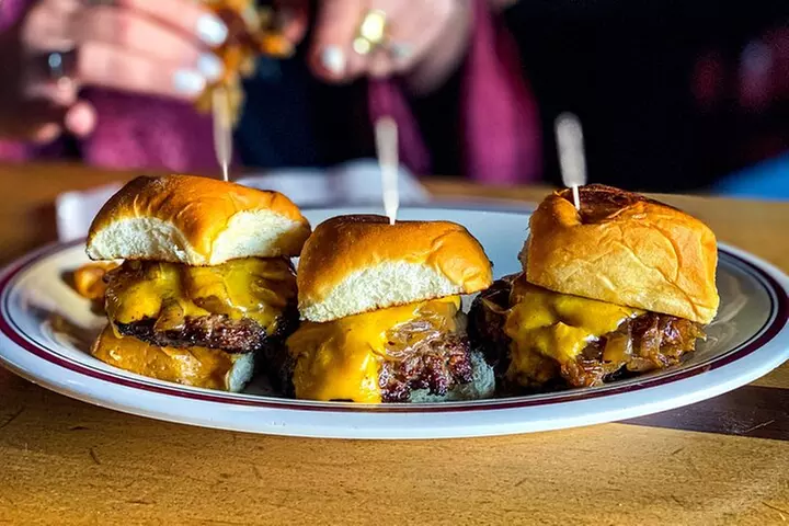 San Diego Gaslamp Food Tour with 6 Modern Californian Tastings