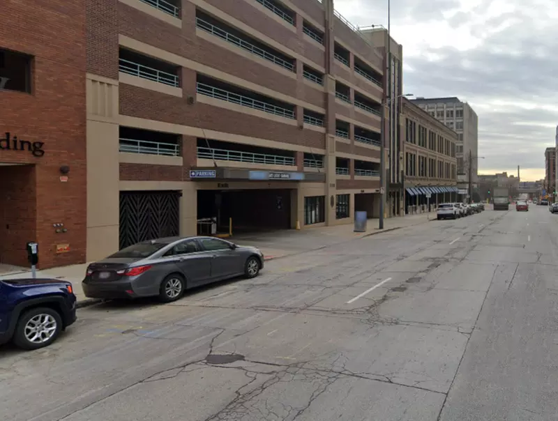 Parking at Gas Light Garage - 730 N. Jackson St. - P794