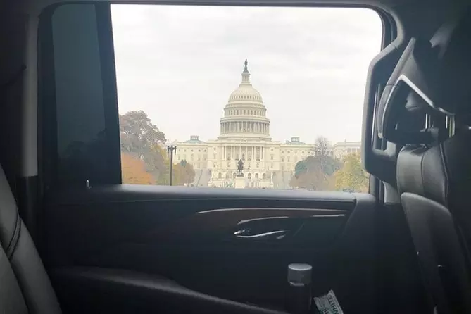 5 Hours Private Chauffeured DC Sight Seeing Tour / SUV & Sedan - Primary Image