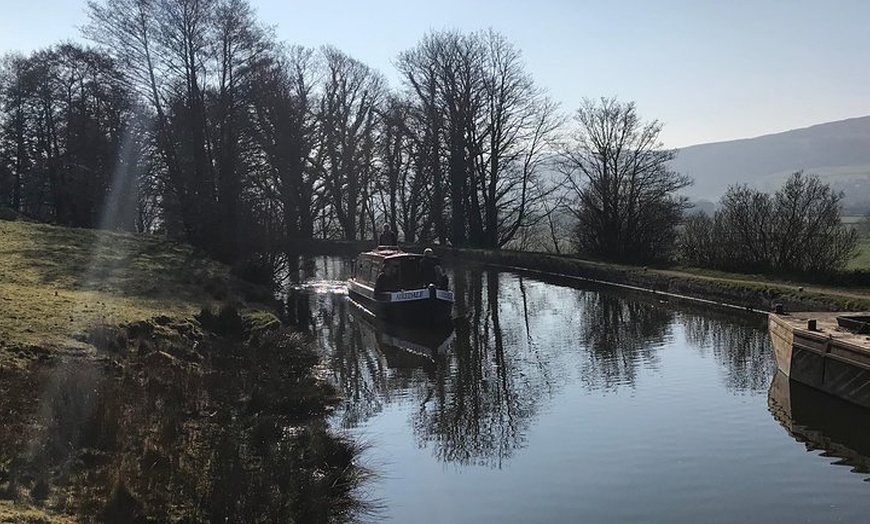 Image 2: Day Boat Hire