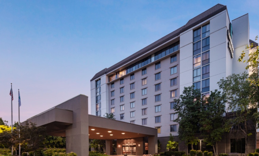 Embassy Suites - Nashville BN... - Embassy Suites - Nashville BNA ...