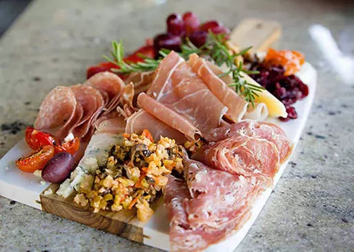 5% Cash Back at Mimmo's Italian Village