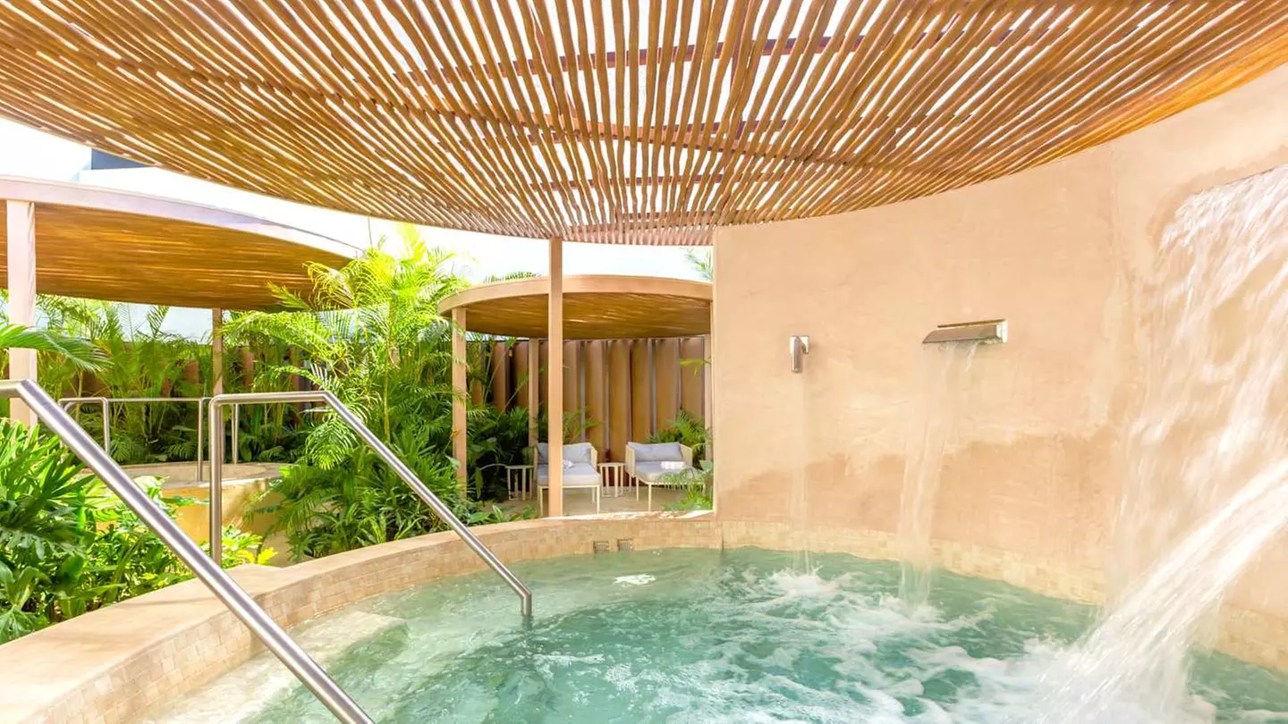 ✈ MEXIQUE | Cancun - Hilton Cancun Mar Caribe All-Inclusive Resort 4*, 5 nuit - Vue panoramique - Primary Image