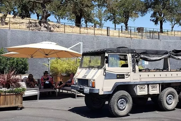 Private Full-Day Napa Wine Tour in a Luxury Vehicle