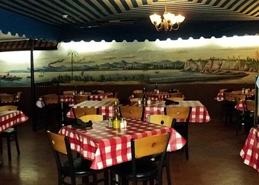5% Cash Back at Mama Louisa's Italian Restaurant