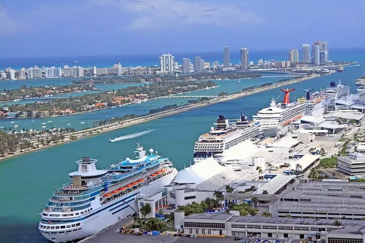 Port of Miami | Airport | Hotel | Private Transfer SUV - Primary Image