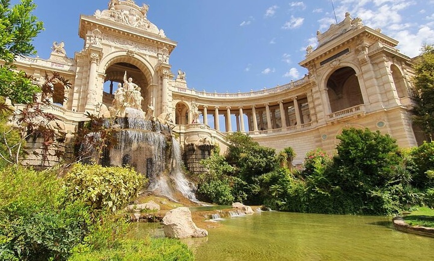 Image 1: Visite touristique avec un chauffeur privé de Marseille