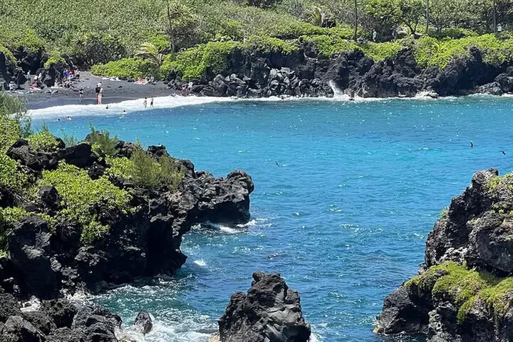 Road to Hana Tour: Black Sand Beach, Waterfalls and More - Primary Image