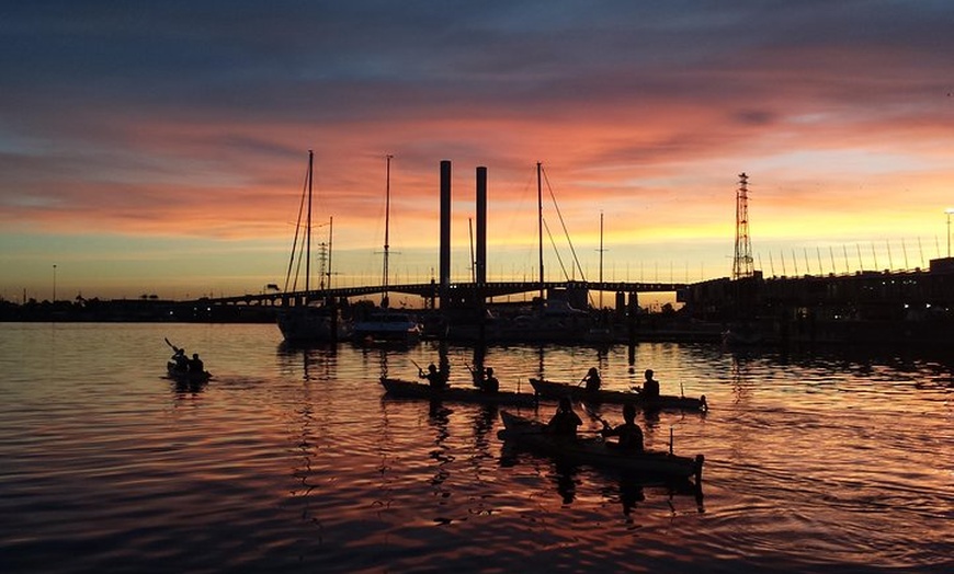 Image 1: Melbourne Sunset Kayaking Experience with Dinner