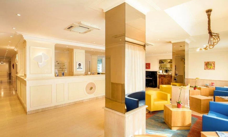 Image 2: ✈ WŁOCHY | Rzym - Best Western Globus Hotel 3* - City break
