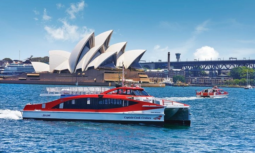 Image 3: Sydney Harbour 2-Day Hop On Hop Off Cruise with Taronga Zoo entry