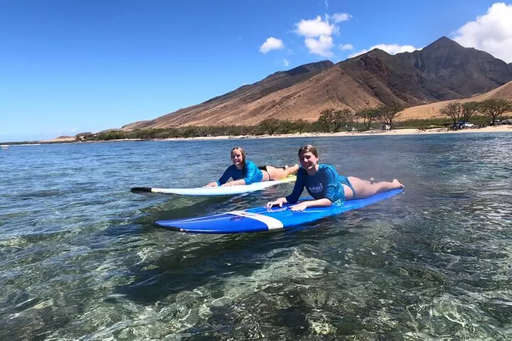 Semi Private Surf Lesson 4 Students 1 Instructor - Primary Image