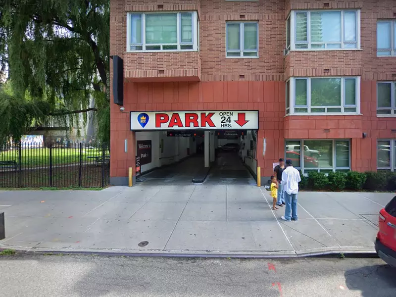 Parking at iPark - East 124 Garage Corp.