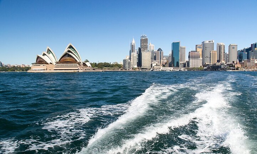 Image 3: Showcase Sydney with Photographer + Harbour Cruise Full Day Tour