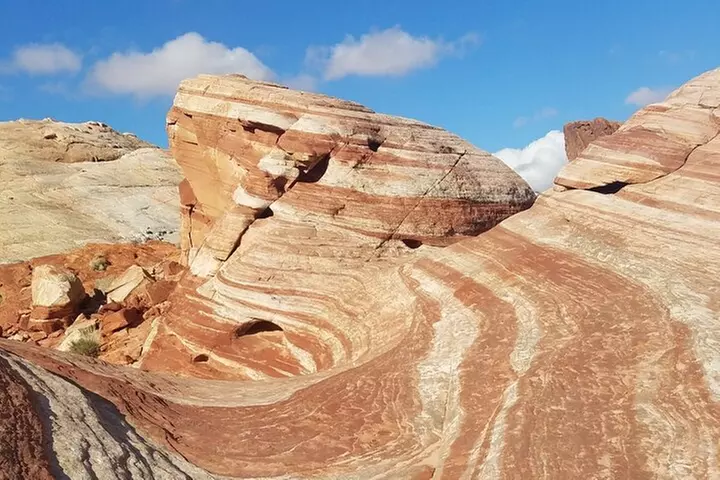 Valley of Fire Guided Hiking Tour From Las Vegas