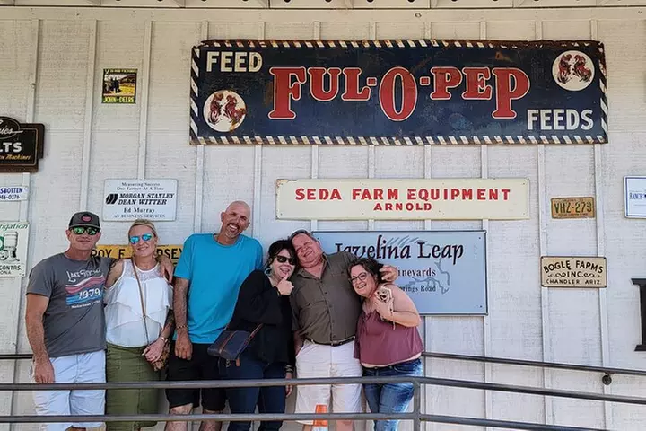 Private Wine Tour, Voted best in town, Tastings Included!