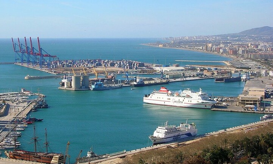Image 2: Tour turístico privado en Málaga