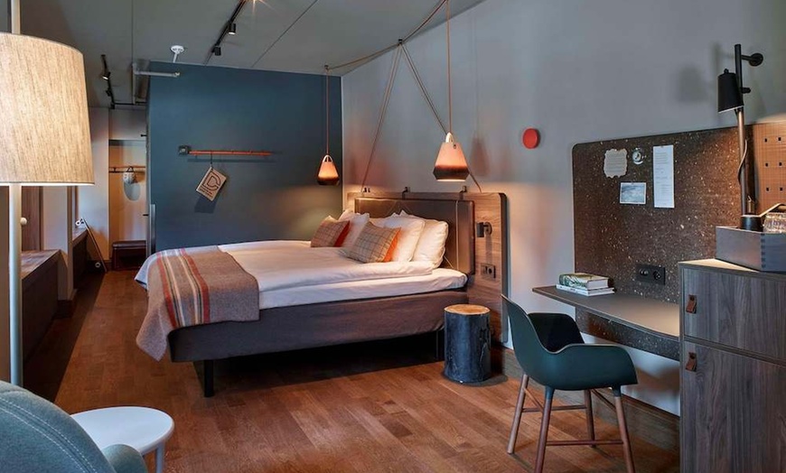 Image 10: ✈ SCHWEDEN | Stockholm - Downtown Camper by Scandic 4*, 2 Nächte - ...