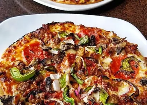 5% Cash Back at Bar 7 Grill
