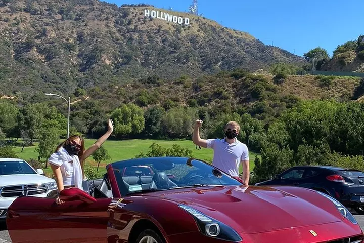 50-Minute Driving Tour: Explore Hollywood Sign in a Ferrari