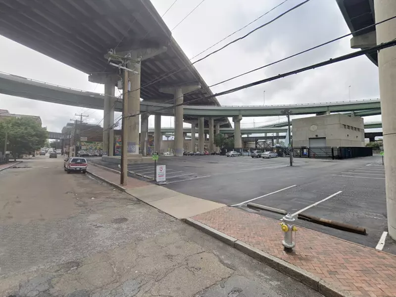 Parking at 1539 E. Cary St. Lot