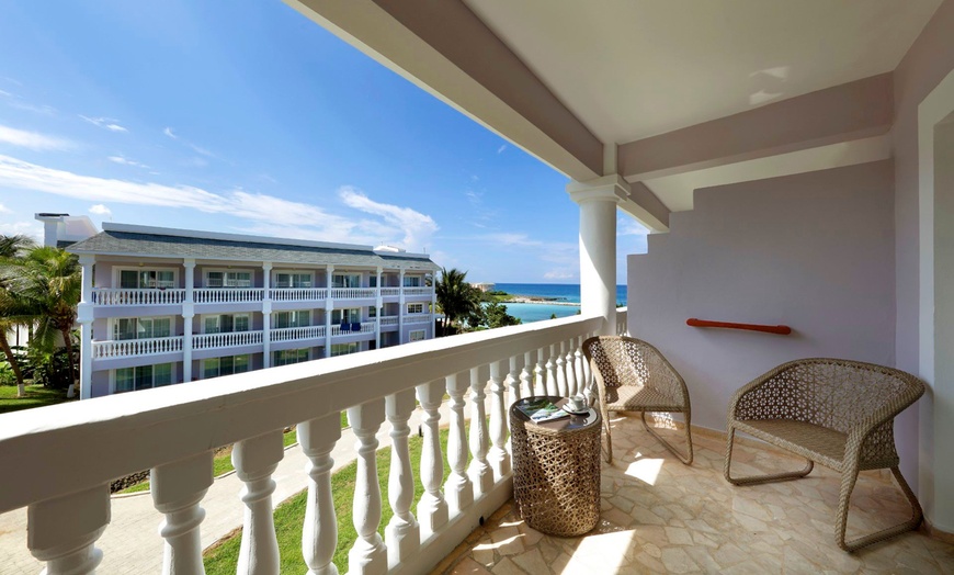 Image 7: ✈ JAMAICA | Montego Bay - Grand Palladium Lady Hamilton Resort & Sp...