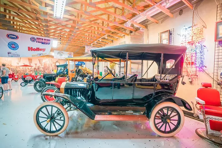 Count Kustom's Las Vegas Car Experience