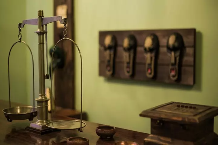 1-Hour Voodoo Escape Room Experience in San Diego