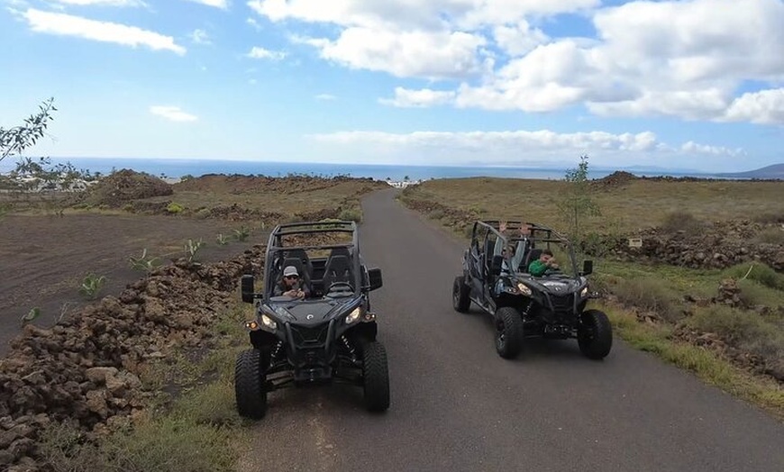 Image 14: Paseo guiado por carretera en buggy por el volcán en Lanzarote