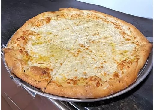 5% Cash Back at Bodacious Pizza and Grill