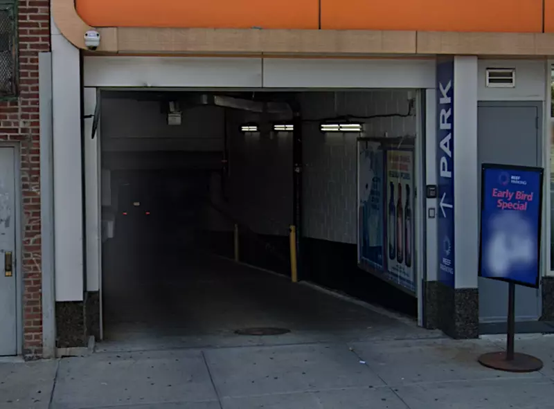 Parking at Impark - MIA 26 Garage - Second Medium
