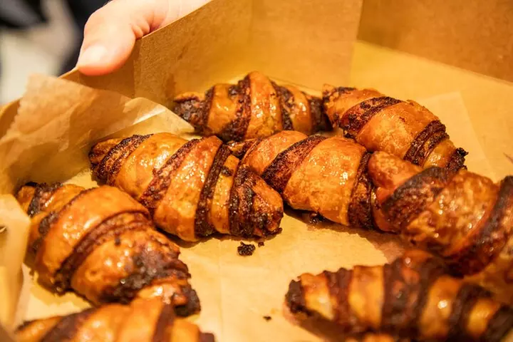 NYC Food Tour: NoMad and Flatiron by Like A Local Tours