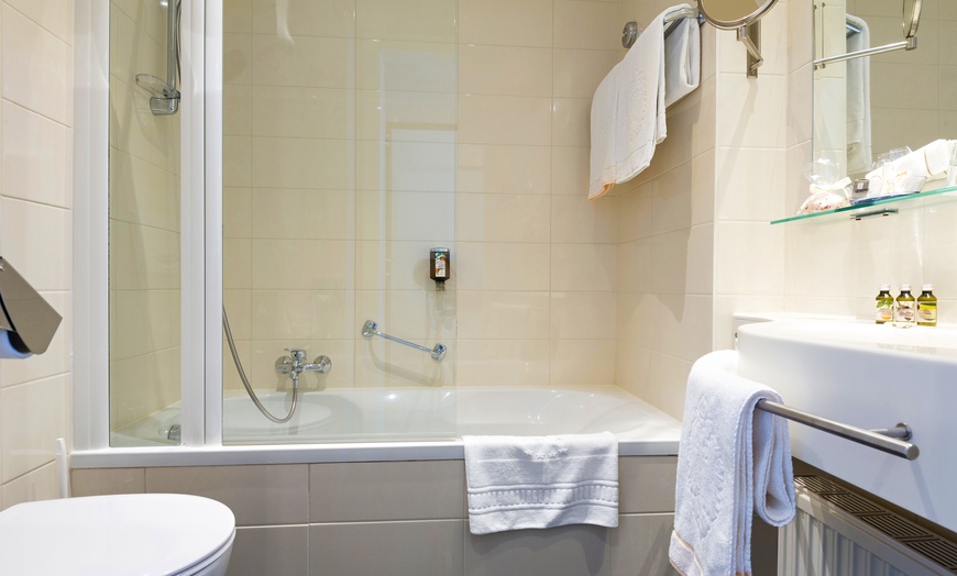 Image 5: ✈ AUSTRIA | Vienna - Kaiserhof Wien 4*, 2 nights - City break