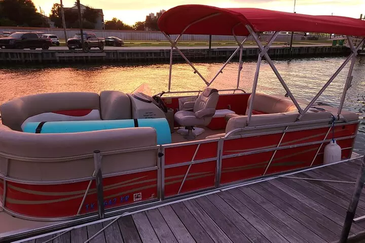 10 Passenger Pontoon Boat Rentals - Primary Image