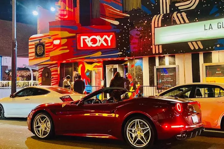 1-Hour Driving Tour from Hollywood to Beverly Hills in a Ferrari