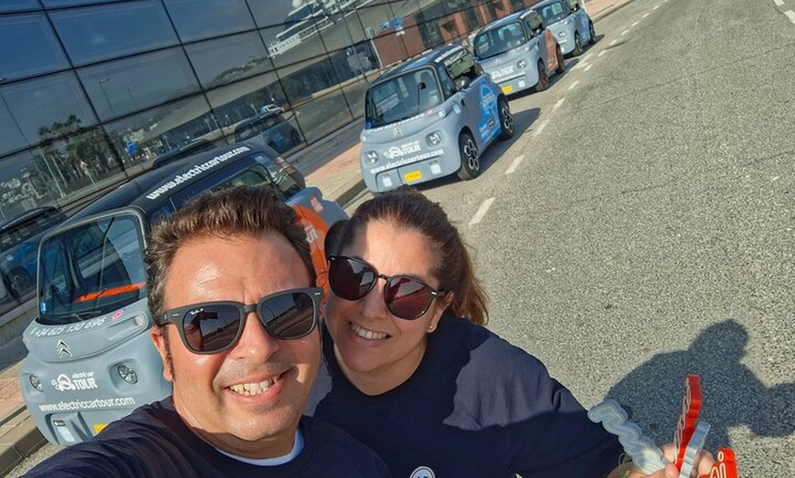 Image 13: Tour VIP en Málaga: Experiencia exclusiva en coche eléctrico