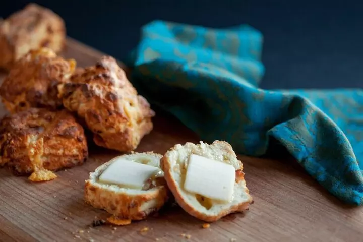 Early-Bird Tasting Tour of Pike Place Market